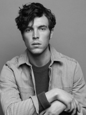 Tom-Hughes